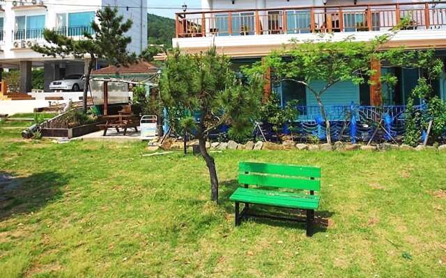 Yeosu Haeoreum Pension