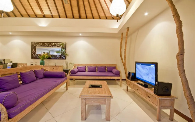 Villa Bugis Kayu Aya Seminyak