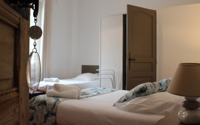 Hôtel Restaurant Les Saladelles