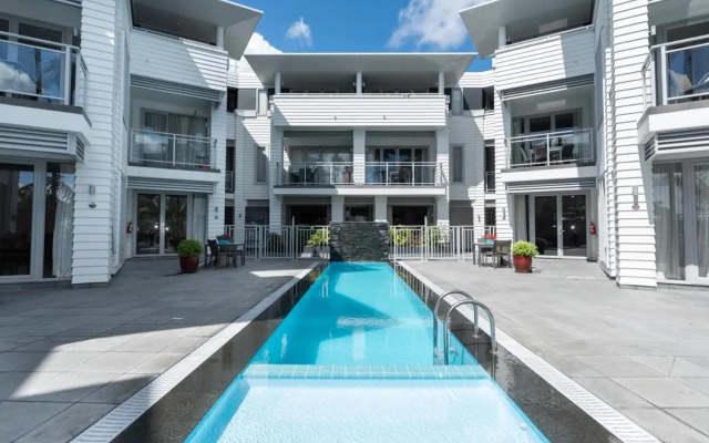 Oceanside - Paihia Waterfront Apartment