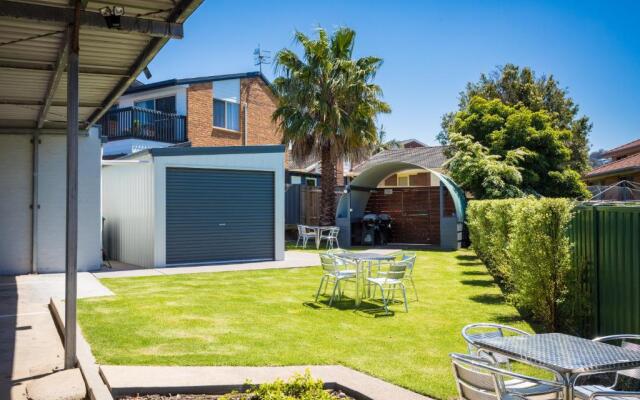 The Palms Apartments