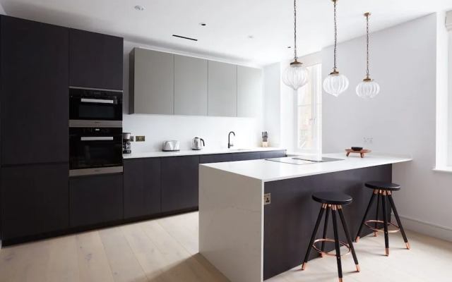 Beautiful Westminster Suites by Sonder