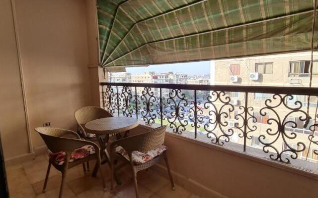 Comfy 3 Bedrooms Apartment in Cairo 87