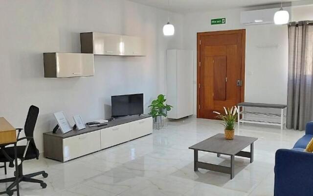 Stylish apartment in ideal location