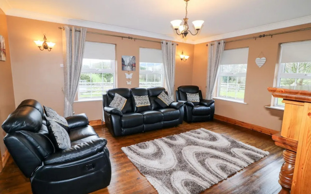 Willow Tree Farm House