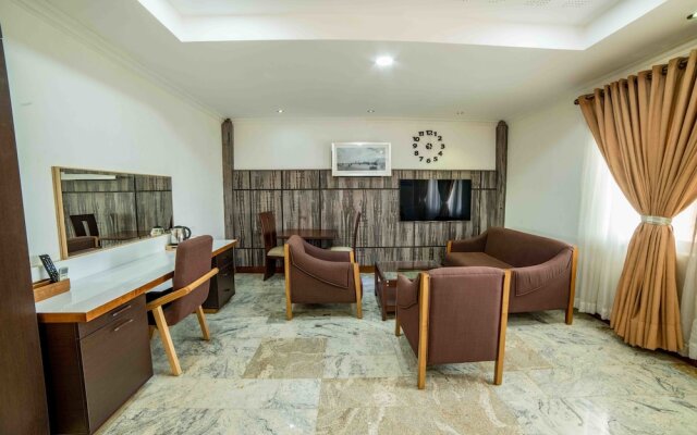 Alphaplus Apartments