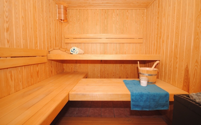Holiday house Mare - open pool and pool for children: Kastel Novi, Riviera Split