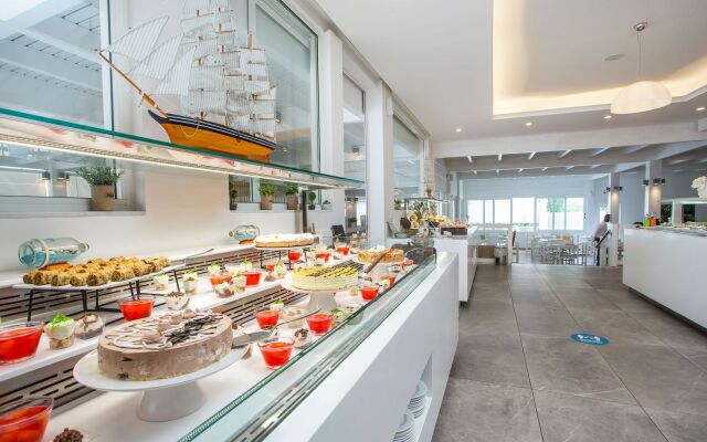 Lindos White Hotel & Suites