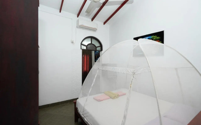 Lilly Palace Villa Guest House
