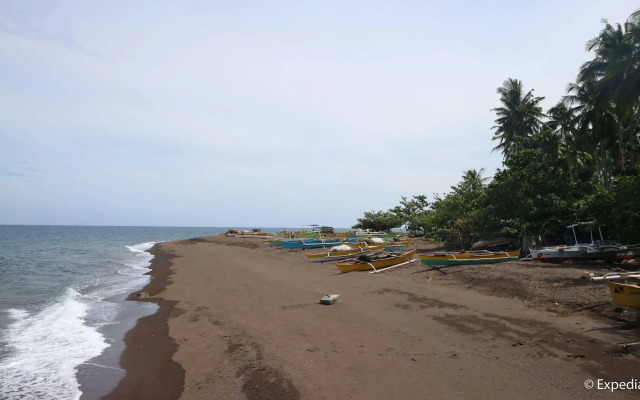 Caves Dive Resort