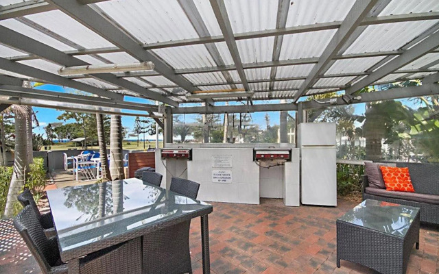 Sandpiper Apartments