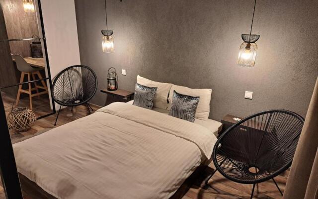 The World Apartament II