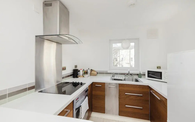 Welcoming 1BR flat near Park
