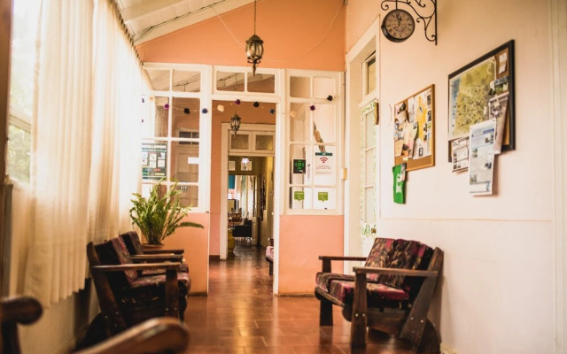 Kom Hostal - Hostel