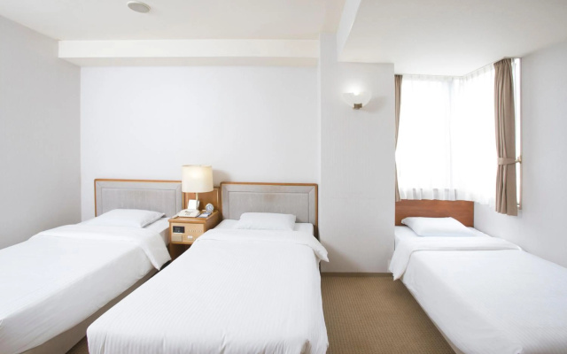 Tetoranze Makuhari Inagekaigan Hotel – Guest Rooms – Chiba