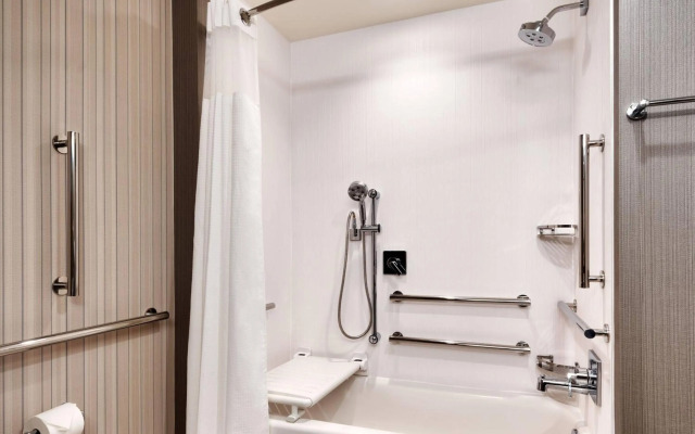 Courtyard by Marriott Atlanta Duluth Downtown