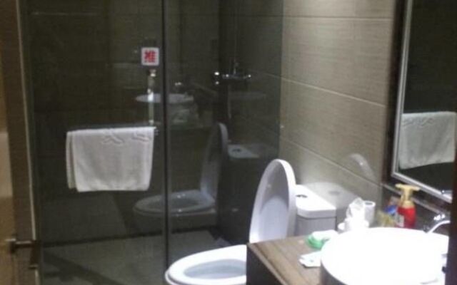 Yantai Tonghui Hotel