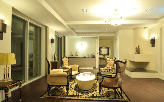 Club Inner Hotel & Resort