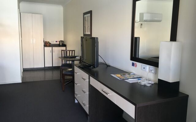 Horsham Mid City Court Motel