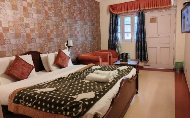 OYO Rooms Near Ayarpatta Slopes Nainital – Guest Rooms – Nainital