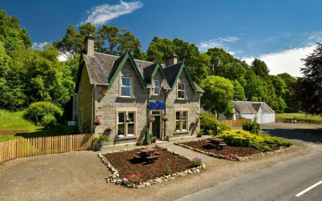 The Strathardle Inn