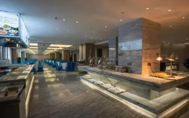 Xana Hotelle (phoenix ancient city tourist center store)