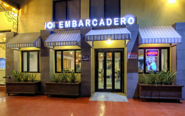 Hotel La Pinta