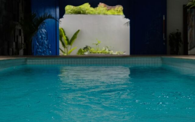 Omah Bleue Villa by Betterplace