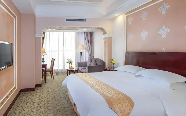 Vienna Hotel Shenzhen Songgang Yanchuan Road