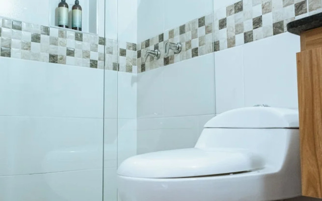 Central Suites by H&R