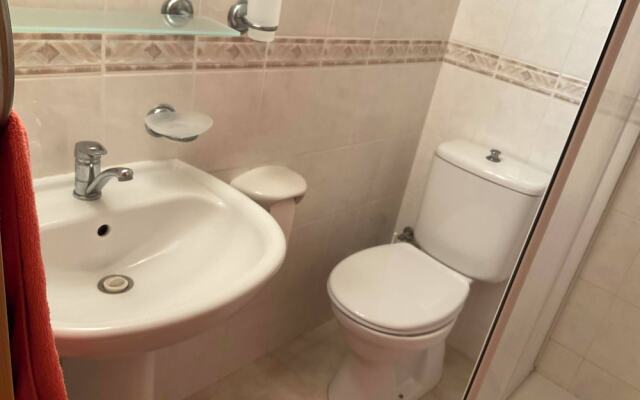 Fabulous 2 Bed Apartment in Safakoy Cyprus