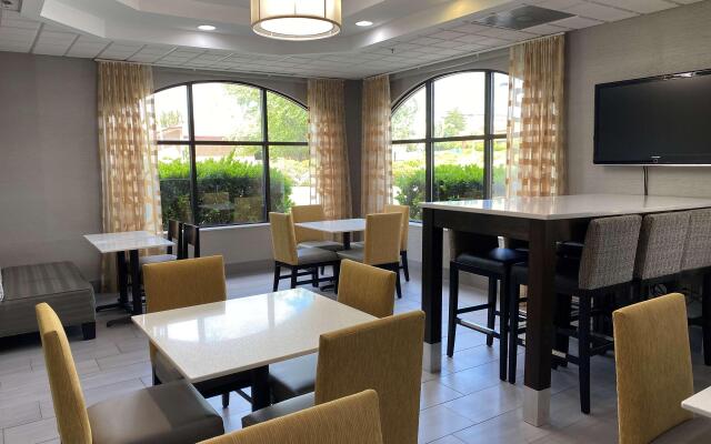 Best Western Executive Inn & Suites