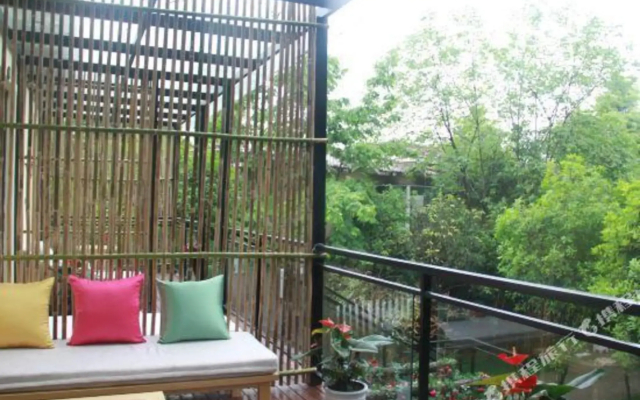 Xiyuan Yaji Holiday Hotel