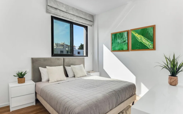 Sanders Olive - Cute 2-bdr Apt With Shared Pool