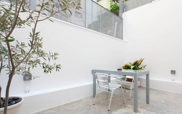 Renovated 2025 5 Bdr House Near Acropolis - New Beds Terrace Green Yard