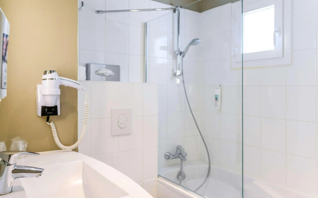 Ibis Paris Tour Montparnasse 15Ème
