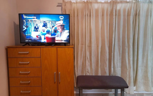 Monseñor Fagnano 592 "D"