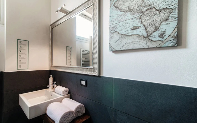 MyHomeInComo - Art Design Suites