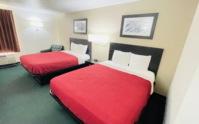 Pinckneyville Inn