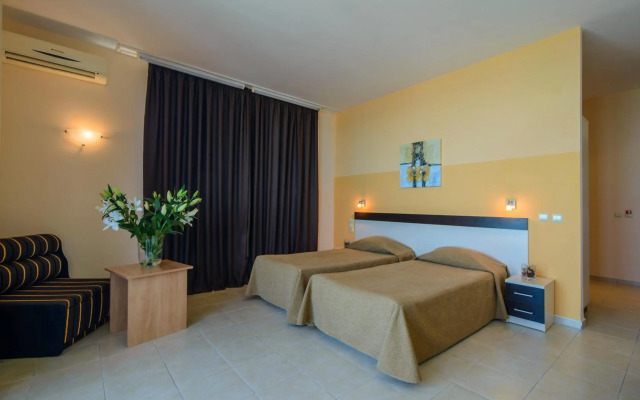 Sunrise Hotel