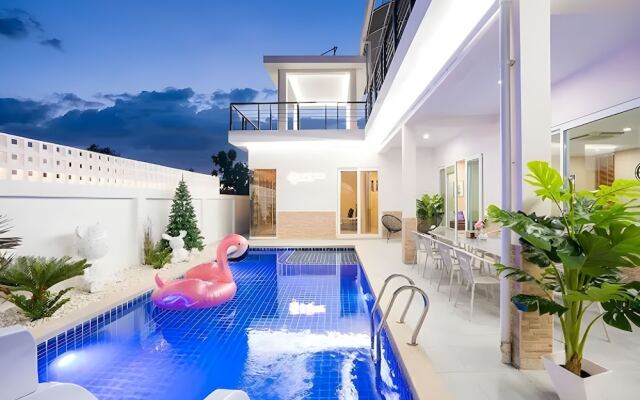 Platinum Pool Villa