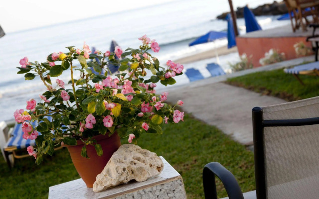 Ermis Suites
