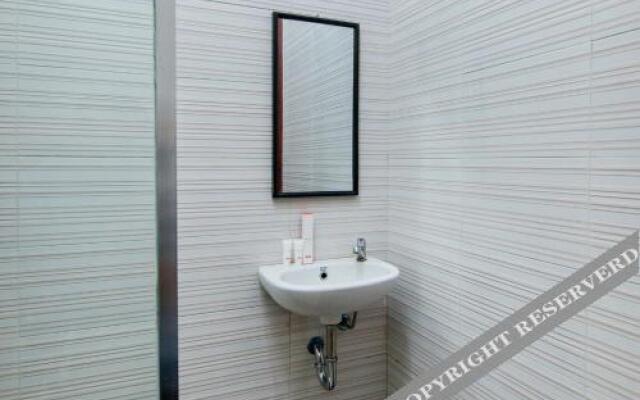 OYO 1819 Aries Hotel