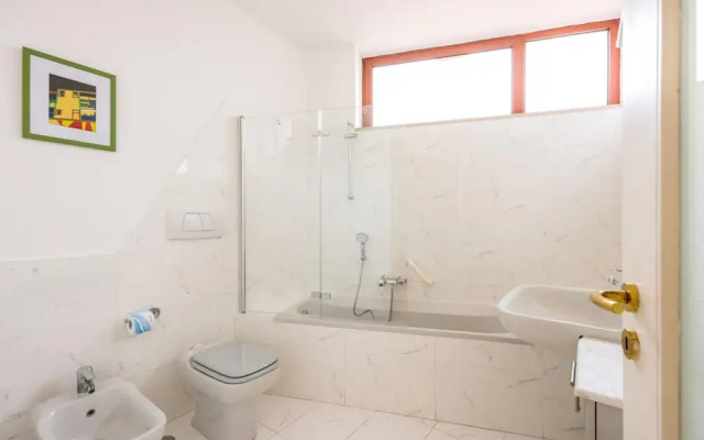 Colonna Classic Style Apartment by Wonderful Italy