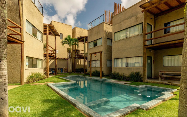 Casa com Piscina Privativa Lambari 06 by Qavi