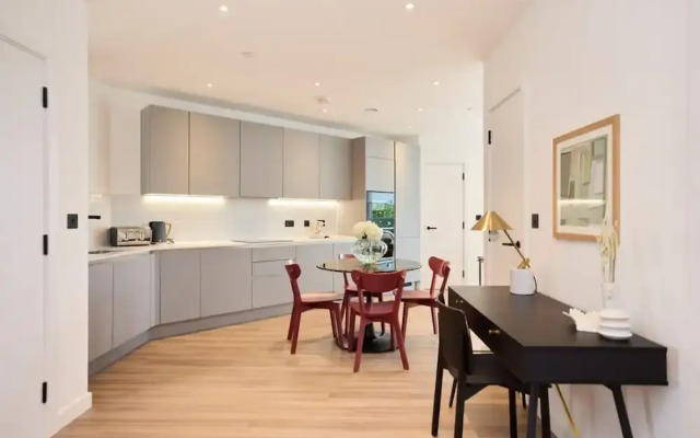 The Tottenham Wonder - Pleasing 2bdr Flat With Balcony