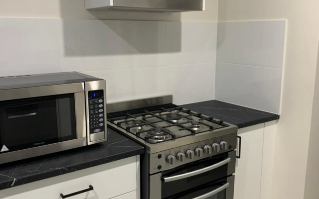 Beachside & Jetty View Apartment 4 - First Mate Apartment