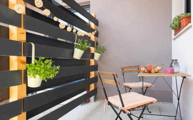 Studio Apartment Les - 4 min walk from amphiteatre