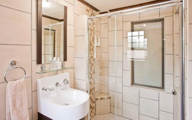 Boulders Lodge & Spa