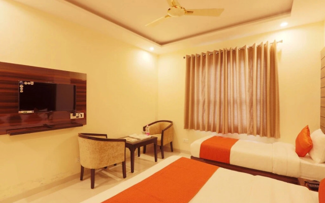 Hotel Capital @ Airport